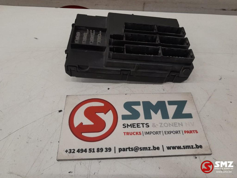 MAN Occ ECU ZBR2 regeleenheid MAN - Bloc de gestion pour Camion: photos 3 MAN Occ ECU ZBR2 regeleenheid MAN - Bloc de gestion pour Camion: photos 3