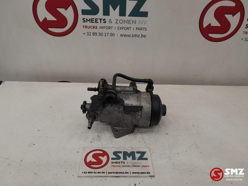 MAN Occ brandstoffilterhuis D2676 MAN - Filtre à carburant pour Camion: photos 1 MAN Occ brandstoffilterhuis D2676 MAN - Filtre à carburant pour Camion: photos 1