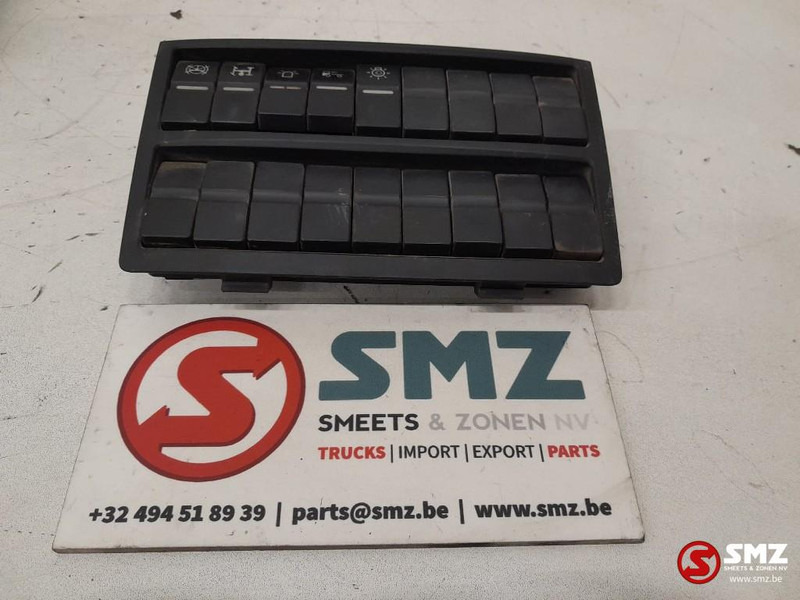 MAN Occ dashbordschakelaar MAN - Système électrique pour Camion: photos 1 MAN Occ dashbordschakelaar MAN - Système électrique pour Camion: photos 1