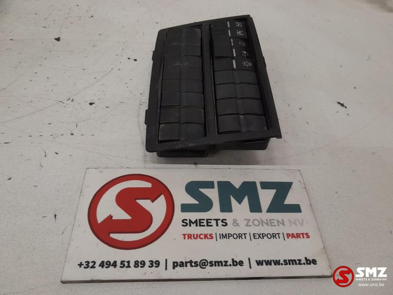 MAN Occ dashbordschakelaar MAN - Système électrique pour Camion: photos 4 MAN Occ dashbordschakelaar MAN - Système électrique pour Camion: photos 4