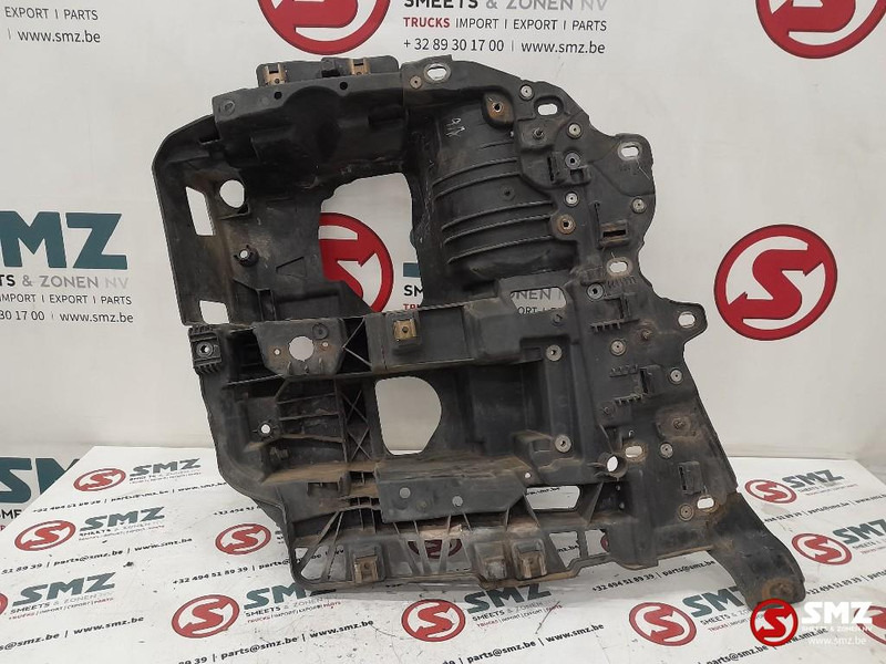 MAN Occ koplampbehuizing rechts MAN - Feu avant pour Camion: photos 1 MAN Occ koplampbehuizing rechts MAN - Feu avant pour Camion: photos 1