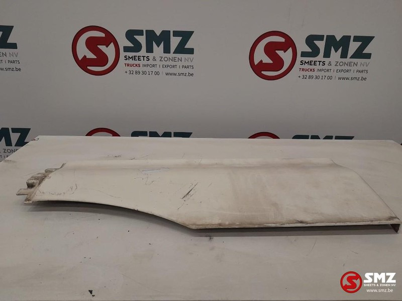 MAN Occ spatbord MAN TGX 81615100409 - Carrosserie et extérieur pour Camion: photos 3 MAN Occ spatbord MAN TGX 81615100409 - Carrosserie et extérieur pour Camion: photos 3