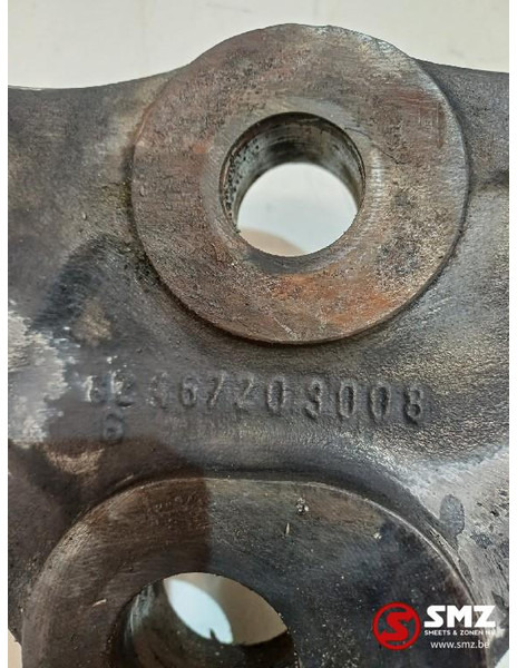 MAN Occ stuurstangbracket MAN - Commande de gouvernail pour Camion: photos 5 MAN Occ stuurstangbracket MAN - Commande de gouvernail pour Camion: photos 5