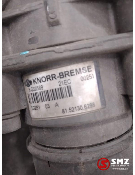 Cabine et intérieur pour Camion MAN Occ voetremventiel + gaspedaal MAN TGS 81521306298: photos 6