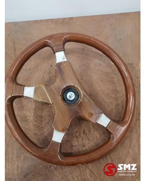 Maserati Occ stuurwiel Maserati hout - Volant pour Camion: photos 2 Maserati Occ stuurwiel Maserati hout - Volant pour Camion: photos 2