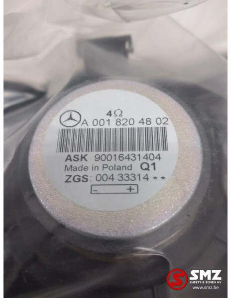 Mercedes-Benz Deurluidspreker lh=rh mercedes actros mp4 a0018204 - Portière et pièces pour Camion: photos 2 Mercedes-Benz Deurluidspreker lh=rh mercedes actros mp4 a0018204 - Portière et pièces pour Camion: photos 2