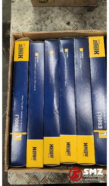 Mercedes-Benz Lot van 6 luchtfilters Mercedes - Filtre à air pour Camion: photos 1 Mercedes-Benz Lot van 6 luchtfilters Mercedes - Filtre à air pour Camion: photos 1