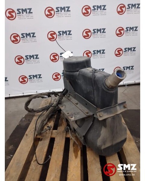 Mercedes-Benz Occ AdBlue tank Mercedes Atego 1218 A9704700815 - Préparation du carburant pour Camion: photos 2 Mercedes-Benz Occ AdBlue tank Mercedes Atego 1218 A9704700815 - Préparation du carburant pour Camion: photos 2