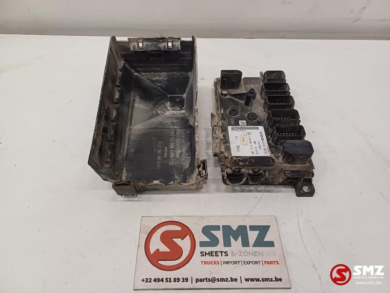 Mercedes-Benz Occ ECU Frontmodule regeleenheid Mercedes - Bloc de gestion pour Camion: photos 1 Mercedes-Benz Occ ECU Frontmodule regeleenheid Mercedes - Bloc de gestion pour Camion: photos 1