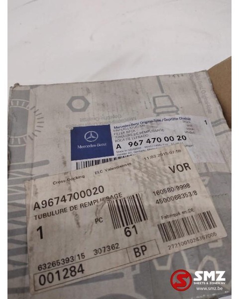 Mercedes-Benz Occ Vulopening brandstoftank - Réservoir de carburant pour Camion: photos 4 Mercedes-Benz Occ Vulopening brandstoftank - Réservoir de carburant pour Camion: photos 4