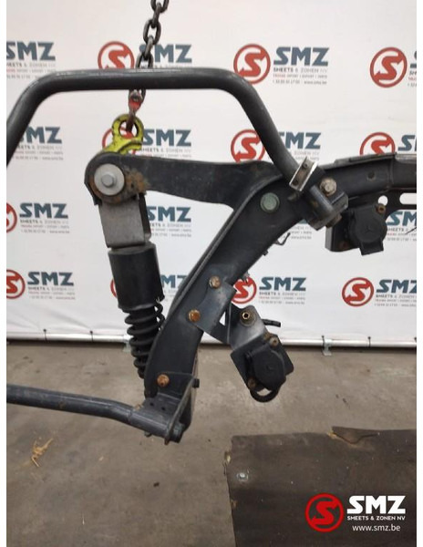 Mercedes-Benz Occ cabineophanging achter Mercedes Actros MP4 A96 - Suspension de cabine pour Camion: photos 4 Mercedes-Benz Occ cabineophanging achter Mercedes Actros MP4 A96 - Suspension de cabine pour Camion: photos 4