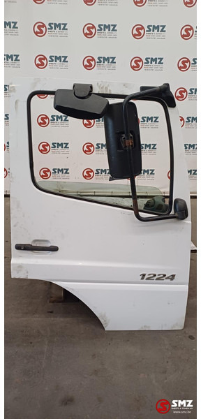 Mercedes-Benz Occ deur rechts Mercedes - Portière et pièces pour Camion: photos 1 Mercedes-Benz Occ deur rechts Mercedes - Portière et pièces pour Camion: photos 1