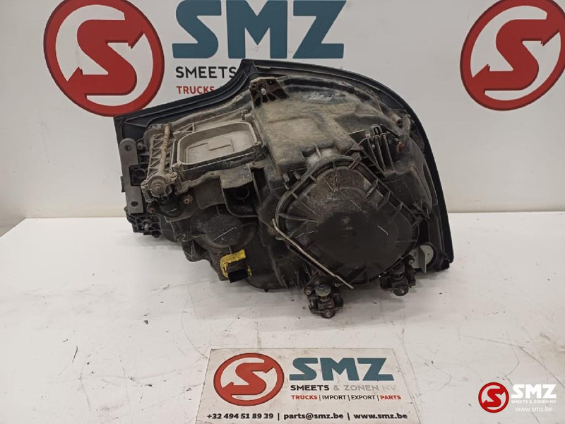 Mercedes-Benz Occ koplamp links RHD Mercedes - Feu avant pour Camion: photos 2 Mercedes-Benz Occ koplamp links RHD Mercedes - Feu avant pour Camion: photos 2