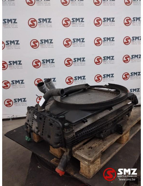Mercedes-Benz Occ radiator + intercooler Mercedes - Radiateur pour Camion: photos 1 Mercedes-Benz Occ radiator + intercooler Mercedes - Radiateur pour Camion: photos 1