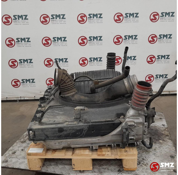 Mercedes-Benz Occ radiator + intercooler + expansievat Mercedes - Radiateur pour Camion: photos 4 Mercedes-Benz Occ radiator + intercooler + expansievat Mercedes - Radiateur pour Camion: photos 4