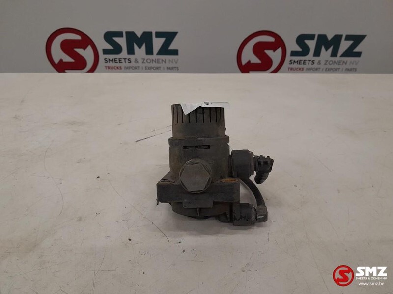 Mercedes-Benz Occ relaisklep Mercedes Actros A0044298044 0481026 - Bloc de gestion pour Camion: photos 1 Mercedes-Benz Occ relaisklep Mercedes Actros A0044298044 0481026 - Bloc de gestion pour Camion: photos 1