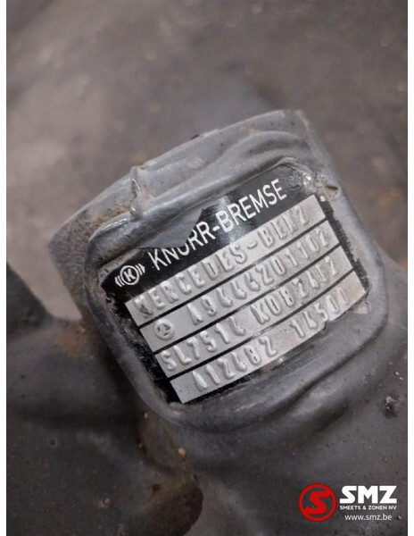 Mercedes-Benz Occ remklauw rechts Mercedes - Étrier de frein pour Camion: photos 3 Mercedes-Benz Occ remklauw rechts Mercedes - Étrier de frein pour Camion: photos 3