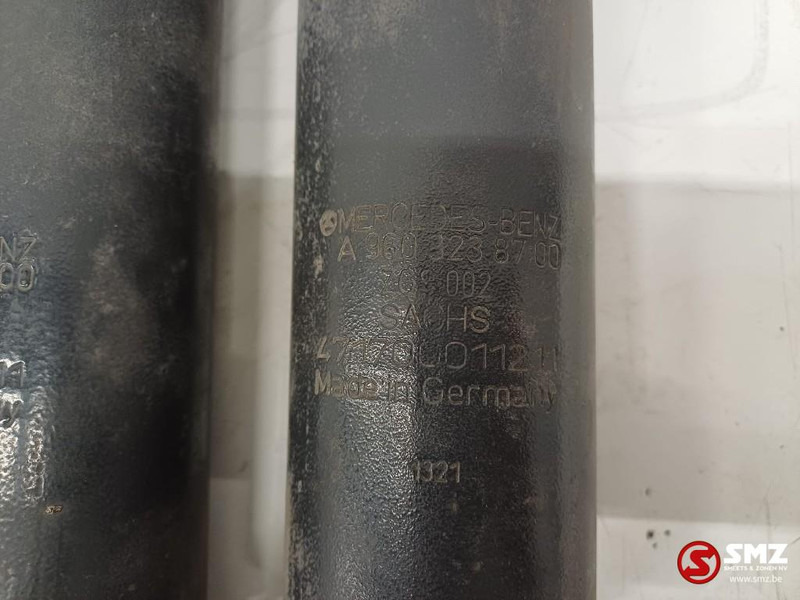 Mercedes-Benz Occ set schokdempers Mercedes - Amortisseurs pour Camion: photos 3 Mercedes-Benz Occ set schokdempers Mercedes - Amortisseurs pour Camion: photos 3