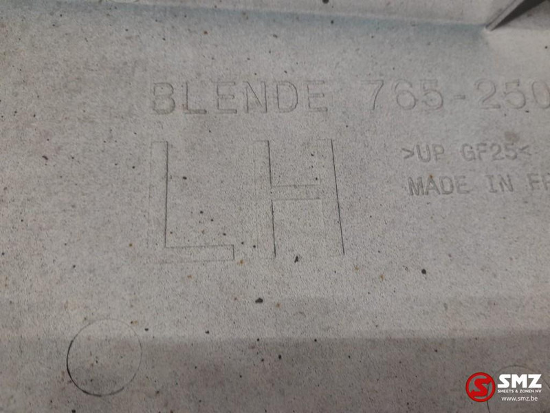 Mercedes-Benz Occ spatbordverlenger links Mercedes - Carrosserie et extérieur pour Camion: photos 3 Mercedes-Benz Occ spatbordverlenger links Mercedes - Carrosserie et extérieur pour Camion: photos 3