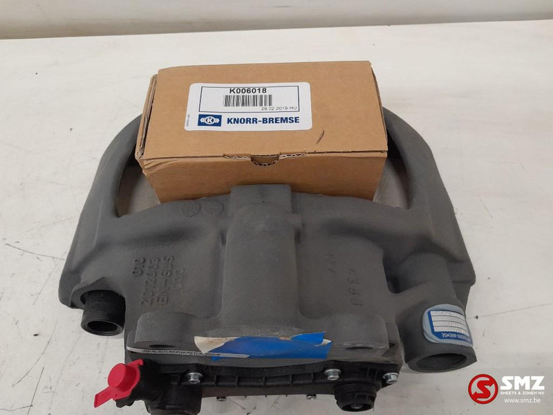 Mercedes-Benz Remklauw links + reparatieset mercedes - Étrier de frein pour Camion: photos 3 Mercedes-Benz Remklauw links + reparatieset mercedes - Étrier de frein pour Camion: photos 3