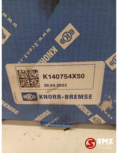 Mercedes-Benz Remklauw + reparatieset rechts Mercedes - Étrier de frein pour Camion: photos 5 Mercedes-Benz Remklauw + reparatieset rechts Mercedes - Étrier de frein pour Camion: photos 5