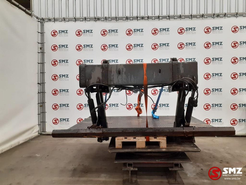 Diversen Occ laadlift ZEPRO 1500kg - Pièces de rechange pour Camion: photos 1 Diversen Occ laadlift ZEPRO 1500kg - Pièces de rechange pour Camion: photos 1