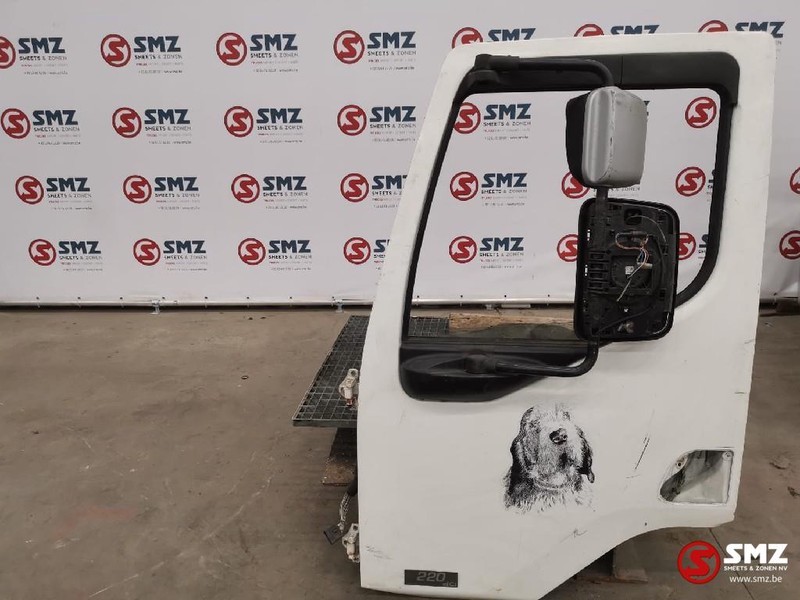 Renault Occ Deur links Renault Premium - Portière et pièces pour Camion: photos 1 Renault Occ Deur links Renault Premium - Portière et pièces pour Camion: photos 1