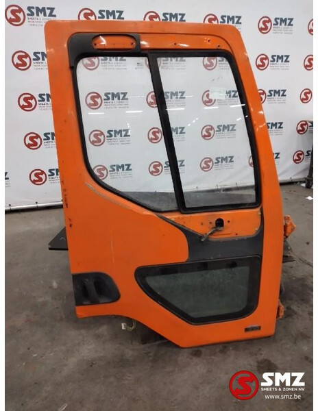 Renault Occ Deur rechts Renault Premium 300 - Portière et pièces pour Camion: photos 1 Renault Occ Deur rechts Renault Premium 300 - Portière et pièces pour Camion: photos 1