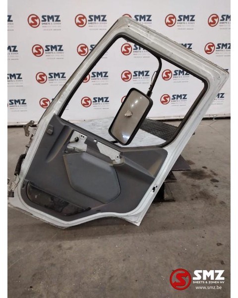 Renault Occ Deur rechts Renault Premium 420dci - Portière et pièces pour Camion: photos 2 Renault Occ Deur rechts Renault Premium 420dci - Portière et pièces pour Camion: photos 2