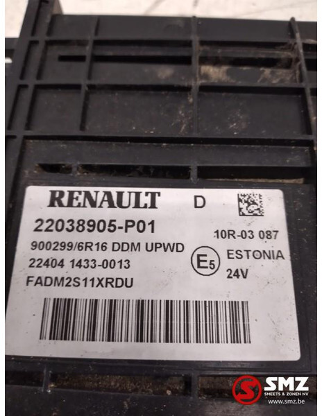 Renault Occ ECU deurbesturingseenheid DDM UPWD Renault - Bloc de gestion pour Camion: photos 2 Renault Occ ECU deurbesturingseenheid DDM UPWD Renault - Bloc de gestion pour Camion: photos 2