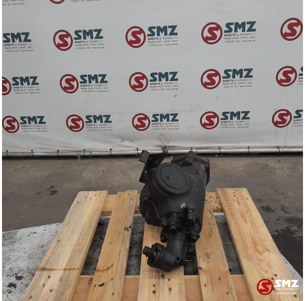 Renault Occ Stuurhuis Renault - Boîtier de direction pour Camion: photos 3 Renault Occ Stuurhuis Renault - Boîtier de direction pour Camion: photos 3