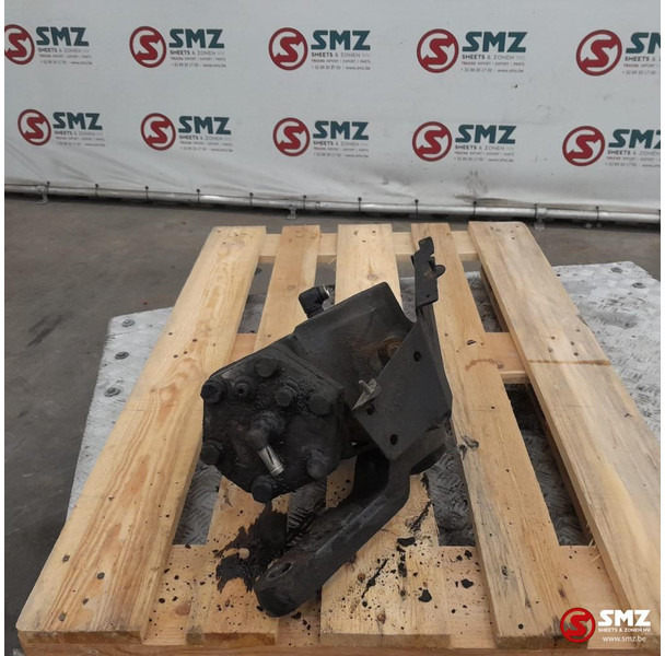 Renault Occ Stuurhuis Renault - Boîtier de direction pour Camion: photos 4 Renault Occ Stuurhuis Renault - Boîtier de direction pour Camion: photos 4