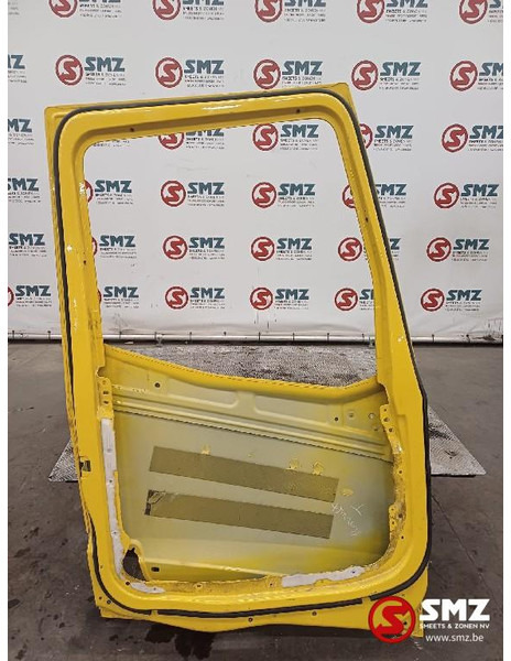 Renault Occ deur links Renault T - Portière et pièces pour Camion: photos 2 Renault Occ deur links Renault T - Portière et pièces pour Camion: photos 2