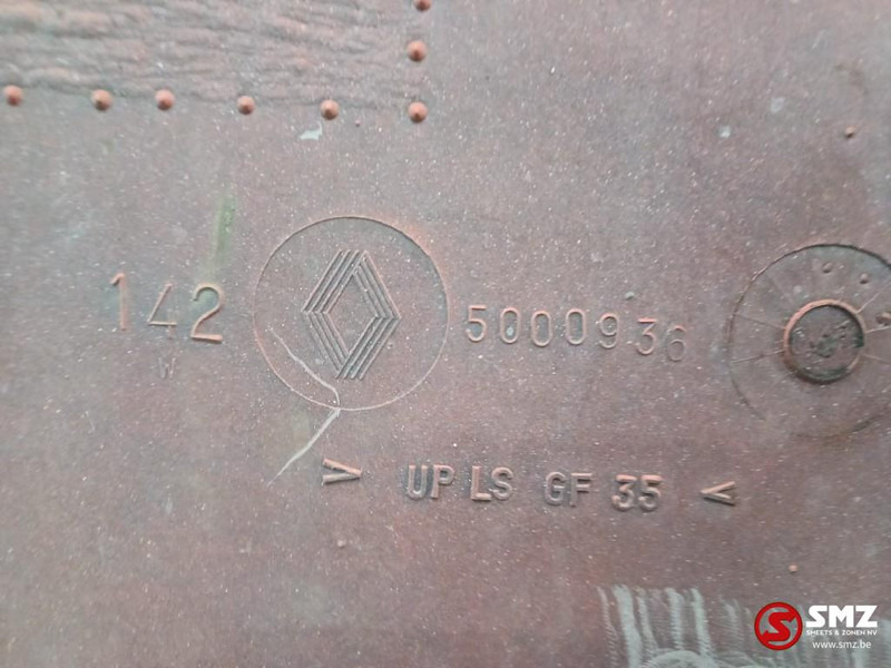 Renault Occ opstapbak links Renault - Cabine et intérieur pour Camion: photos 3 Renault Occ opstapbak links Renault - Cabine et intérieur pour Camion: photos 3