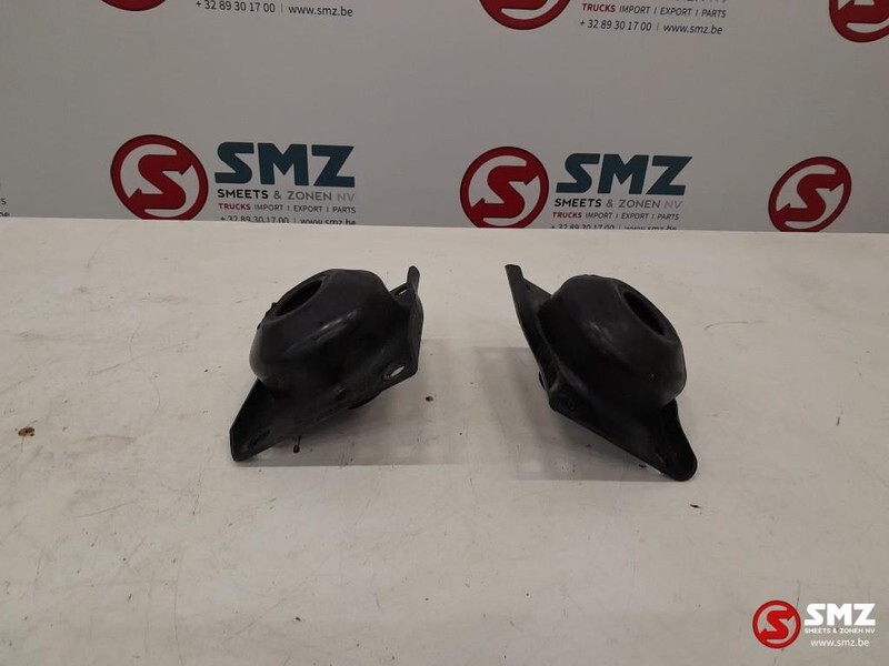 Renault Occ set motorsteunen vooraan - Support de moteur pour Camion: photos 1 Renault Occ set motorsteunen vooraan - Support de moteur pour Camion: photos 1