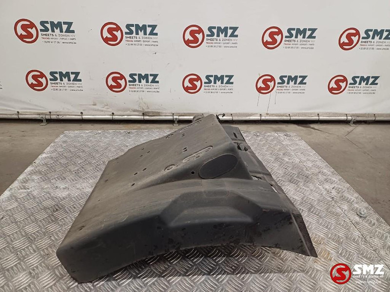 Renault Occ spatbord rechts Renault - Carrosserie et extérieur pour Camion: photos 4 Renault Occ spatbord rechts Renault - Carrosserie et extérieur pour Camion: photos 4