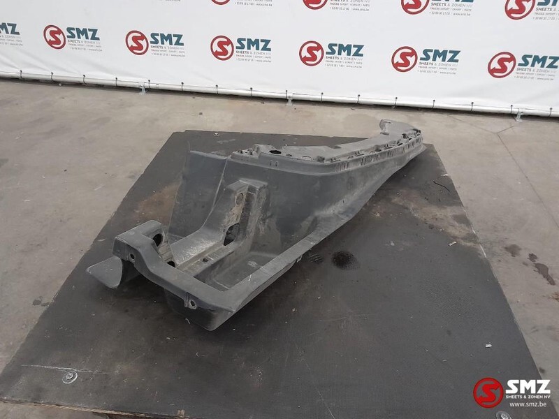 Renault Occ treeplankbehuizing rechts Renault T 82223396 - Portière et pièces pour Camion: photos 5 Renault Occ treeplankbehuizing rechts Renault T 82223396 - Portière et pièces pour Camion: photos 5