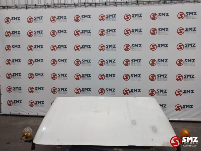 Scania Occ dakspoiler Scania 4 serie - Cabine et intérieur pour Camion: photos 1 Scania Occ dakspoiler Scania 4 serie - Cabine et intérieur pour Camion: photos 1