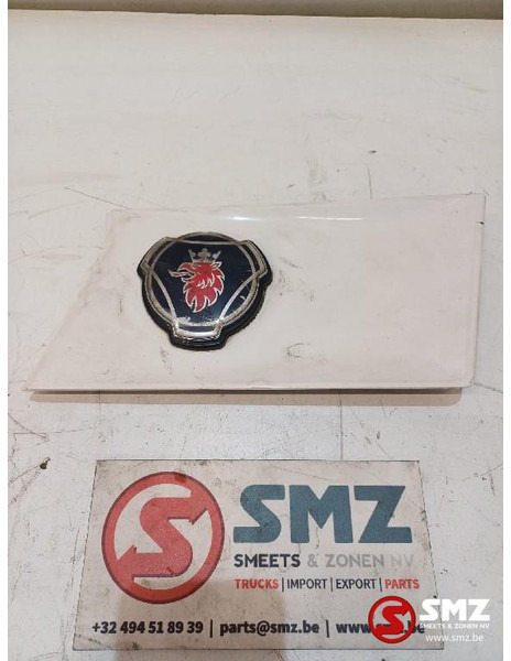 Scania Occ grille paneel met logo Scania - Calandre pour Camion: photos 1 Scania Occ grille paneel met logo Scania - Calandre pour Camion: photos 1