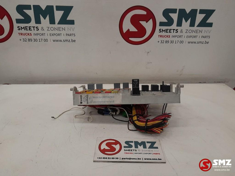 Scania Occ zekeringkast Scania - Système électrique pour Camion: photos 2 Scania Occ zekeringkast Scania - Système électrique pour Camion: photos 2
