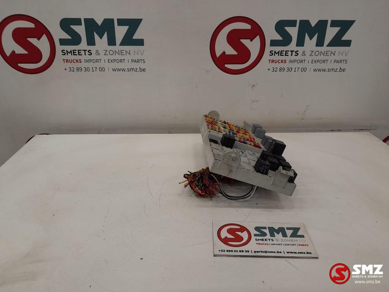 Scania Occ zekeringkast Scania - Système électrique pour Camion: photos 4 Scania Occ zekeringkast Scania - Système électrique pour Camion: photos 4