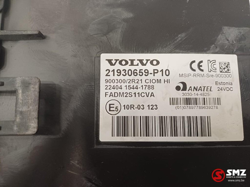Volvo Occ ECU CIOM HI besturingseenheid Volvo - Bloc de gestion pour Camion: photos 4 Volvo Occ ECU CIOM HI besturingseenheid Volvo - Bloc de gestion pour Camion: photos 4