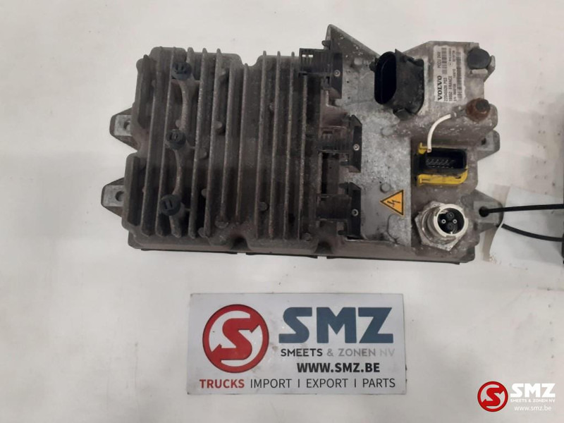 Volvo Occ ECU PCCU besturingseenheid Volvo - Bloc de gestion pour Camion: photos 2 Volvo Occ ECU PCCU besturingseenheid Volvo - Bloc de gestion pour Camion: photos 2