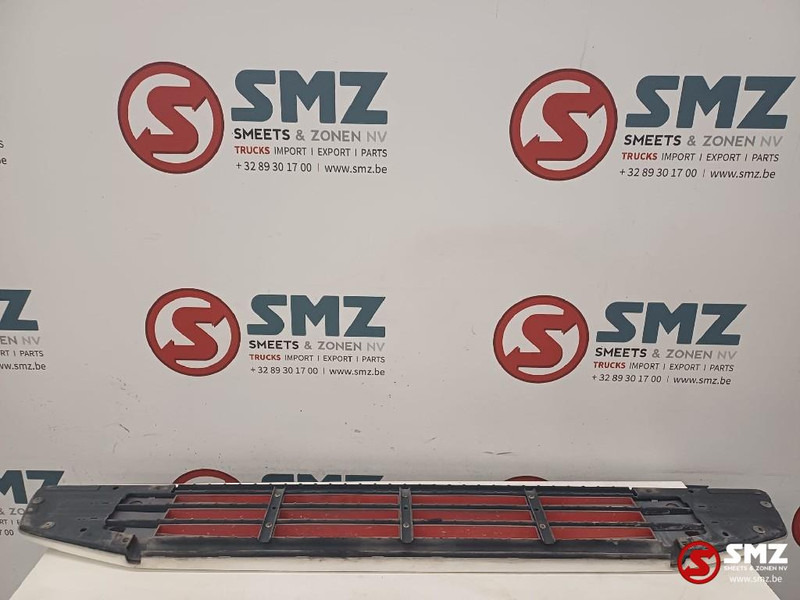 Volvo Occ bovenste radiatorgrille Volvo - Calandre pour Camion: photos 2 Volvo Occ bovenste radiatorgrille Volvo - Calandre pour Camion: photos 2