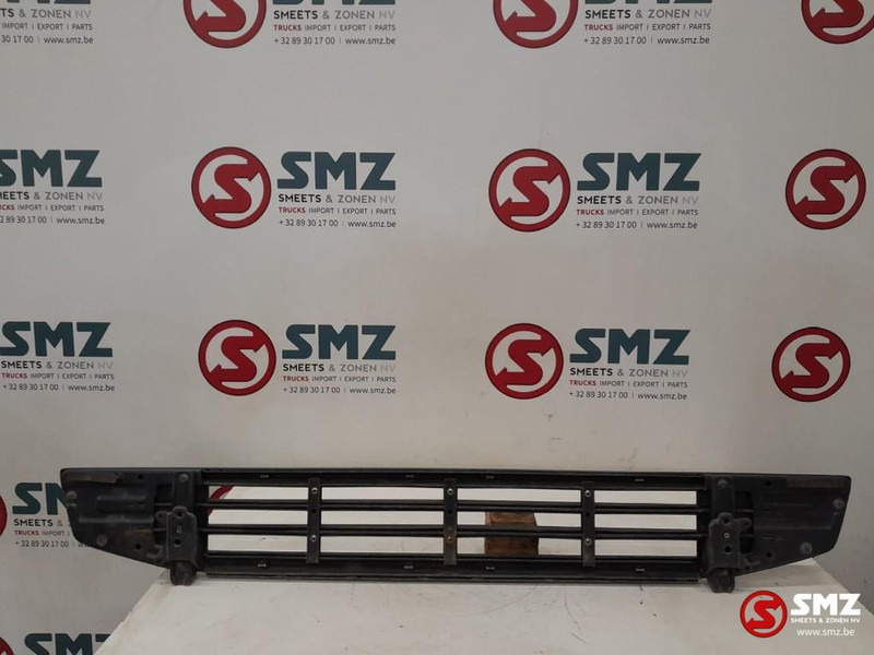 Volvo Occ bovenste traptrede grille Volvo - Calandre pour Camion: photos 2 Volvo Occ bovenste traptrede grille Volvo - Calandre pour Camion: photos 2