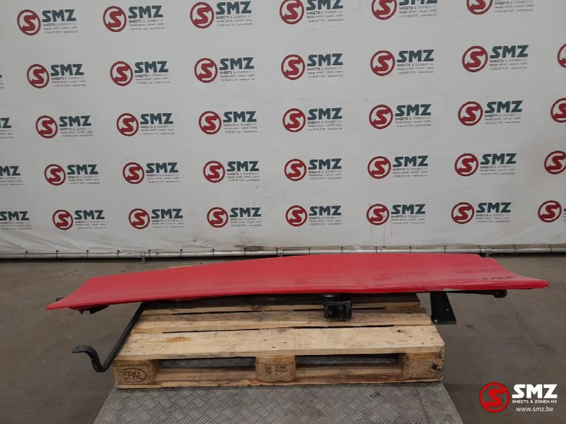 Volvo Occ cabinespoiler links Volvo - Aérodynamique/ Spoilers pour Camion: photos 2 Volvo Occ cabinespoiler links Volvo - Aérodynamique/ Spoilers pour Camion: photos 2