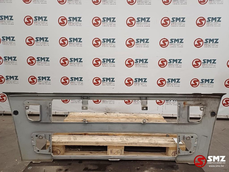 Volvo Occ onderste radiatorgrille Volvo - Calandre pour Camion: photos 2 Volvo Occ onderste radiatorgrille Volvo - Calandre pour Camion: photos 2