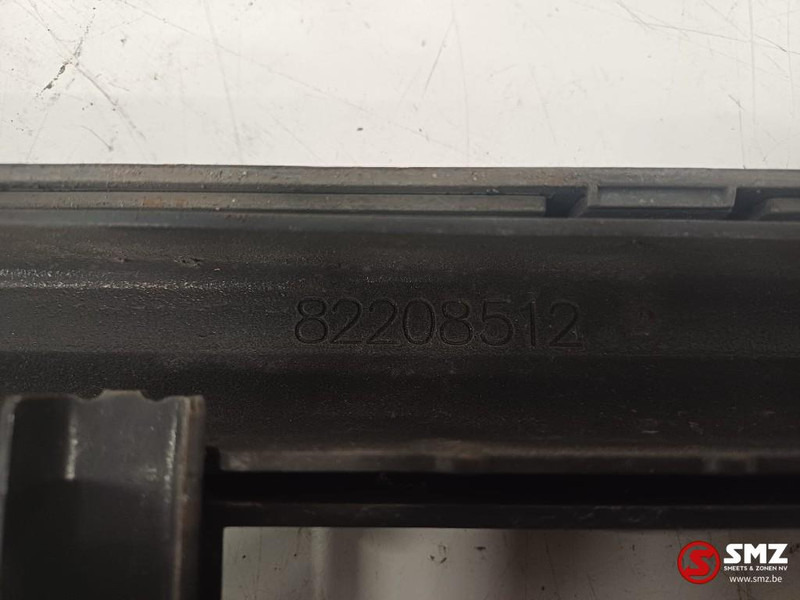 Volvo Occ radiatorgrille Volvo - Calandre pour Camion: photos 3 Volvo Occ radiatorgrille Volvo - Calandre pour Camion: photos 3