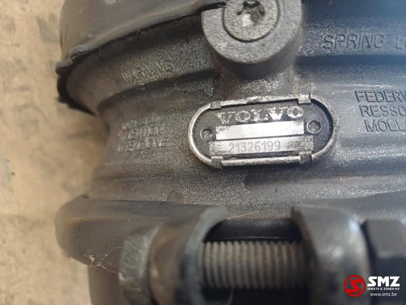 Volvo Occ remcilinder rechtsachter Volvo - Cylindre de frein pour Camion: photos 5 Volvo Occ remcilinder rechtsachter Volvo - Cylindre de frein pour Camion: photos 5