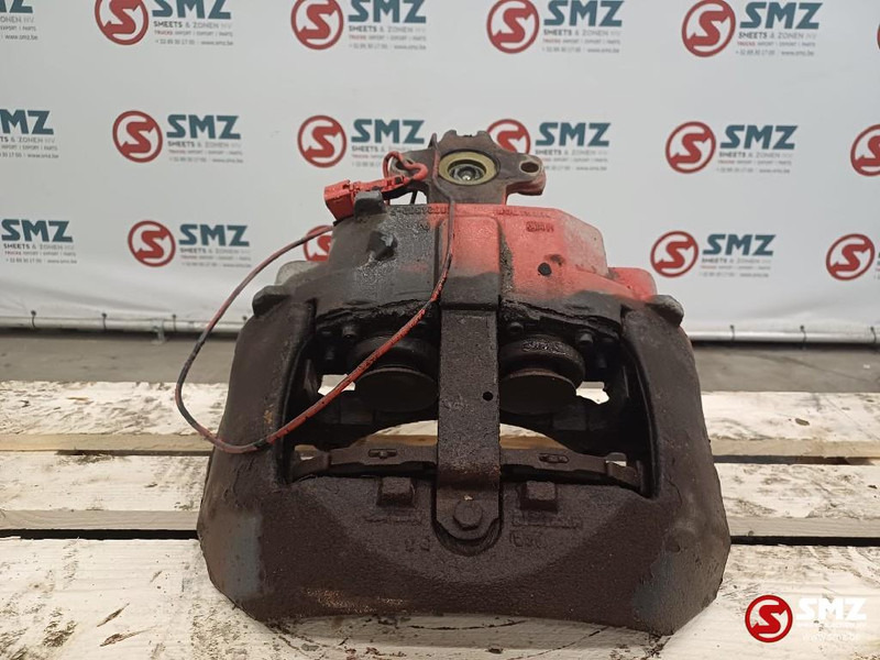 Volvo Occ remklauw vooraan links Volvo - Étrier de frein pour Camion: photos 2 Volvo Occ remklauw vooraan links Volvo - Étrier de frein pour Camion: photos 2